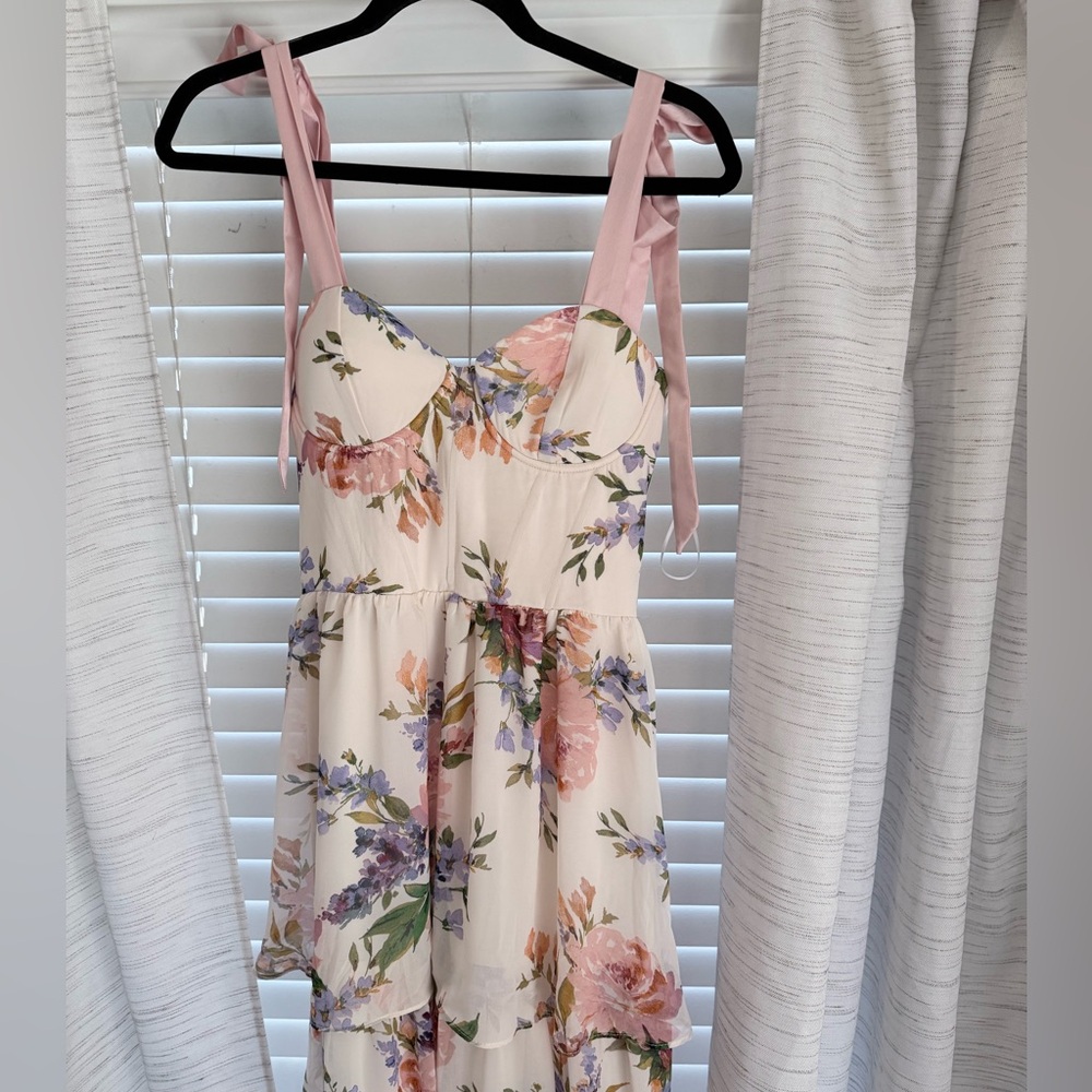 Blush Horizon Tiered Bustier Maxi Dress medium neutral floral - Picture 7 of 12